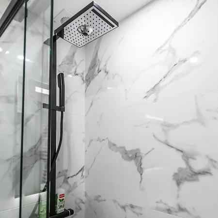 Apartment Mba Splendide - Wilson 1 - Mairie De Montreuil (Seine-Saint-Denis)
